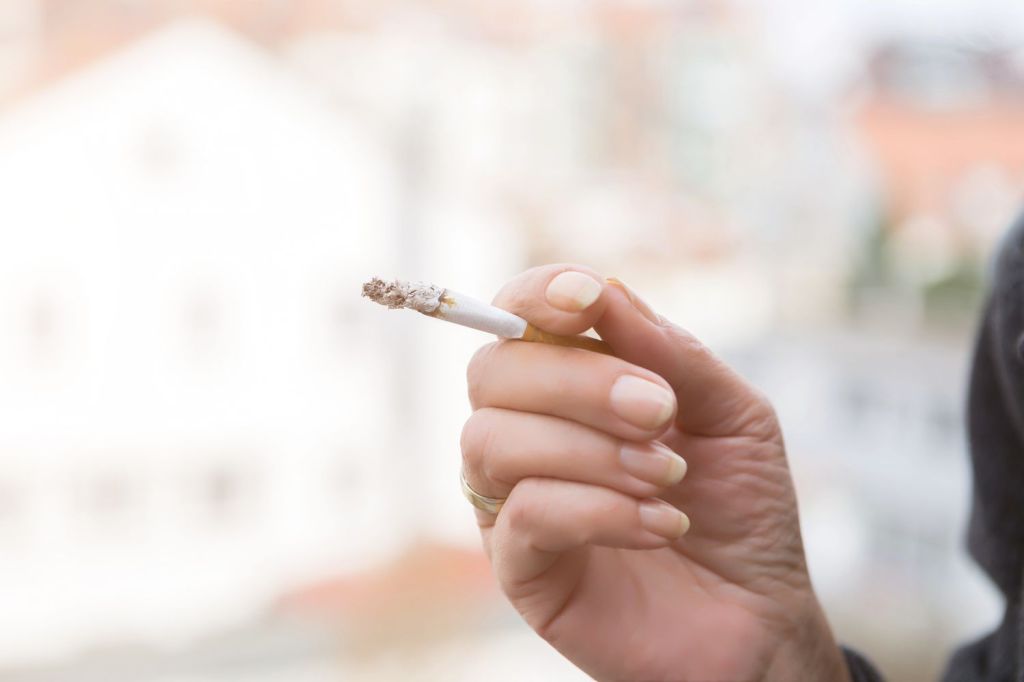 Is HHC Bad for You? Unraveling the Risks of HHC Cigarettes